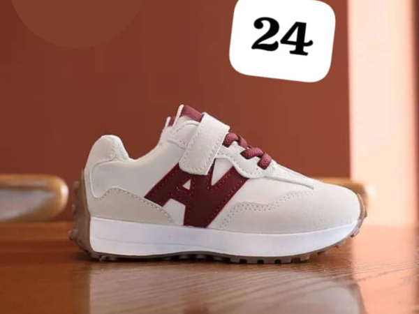 Chaussures de Sport Basses pour Enfants – Baskets décontractées, Parfaites pour Course, Randonnée, Plein Air et Jeux, Unisexes, Mode Printemps et Automne.