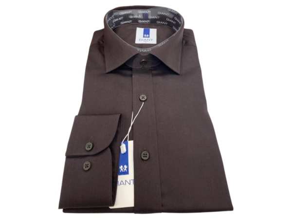 Chemise Giant Marron Café – Élégance Naturelle et Raffinée, Tissu Confortable et Coupe Moderne, Idéale pour un Look Intemporel en Toute Occasion.